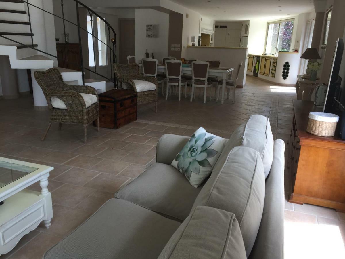 Villa « Chanterie » Villecroze Exteriör bild