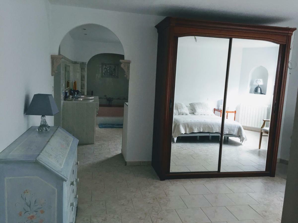 Villa « Chanterie » Villecroze Exteriör bild