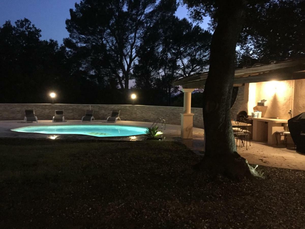 Villa « Chanterie » Villecroze Exteriör bild